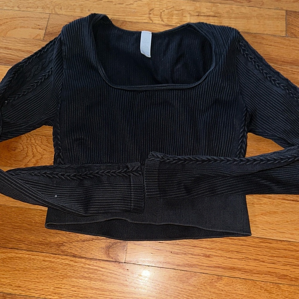 black aerie long sleeve
